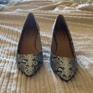 Corso Como Black & White Snake-Print Pointed Heels (2 inch)